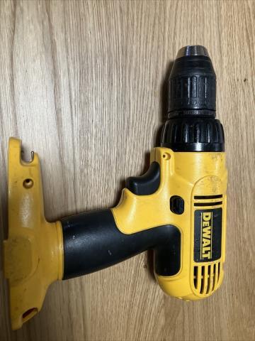 Drill dewalt 1/2 cordless drill driver
