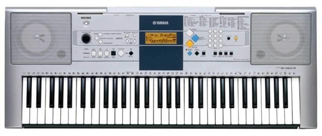 Clavier electrique avec chargeur