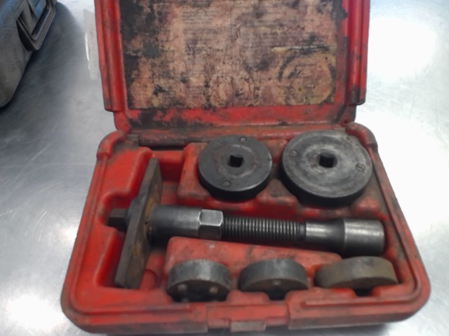 Disc brake caliper set dcase