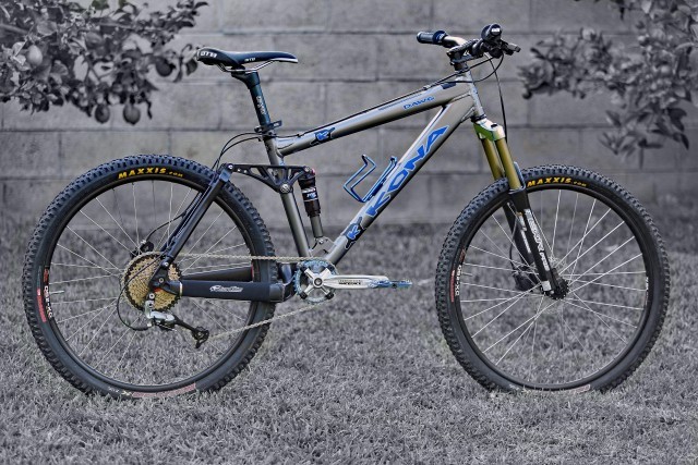Mountain bike grey
