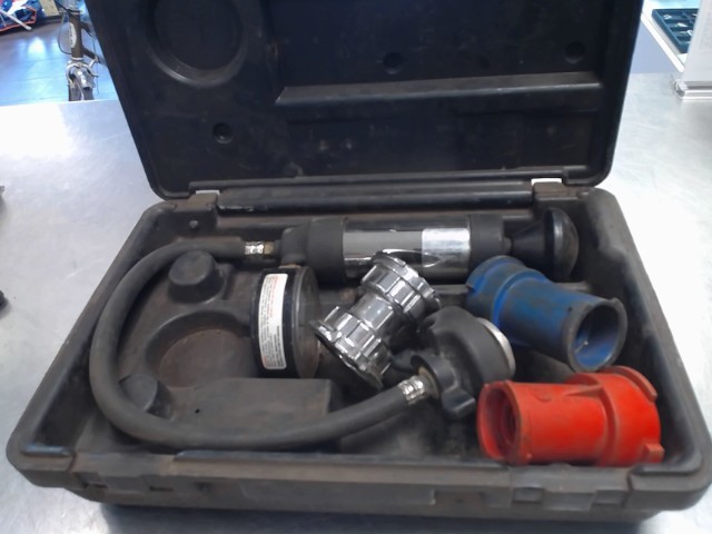 Cooling system pressur tester