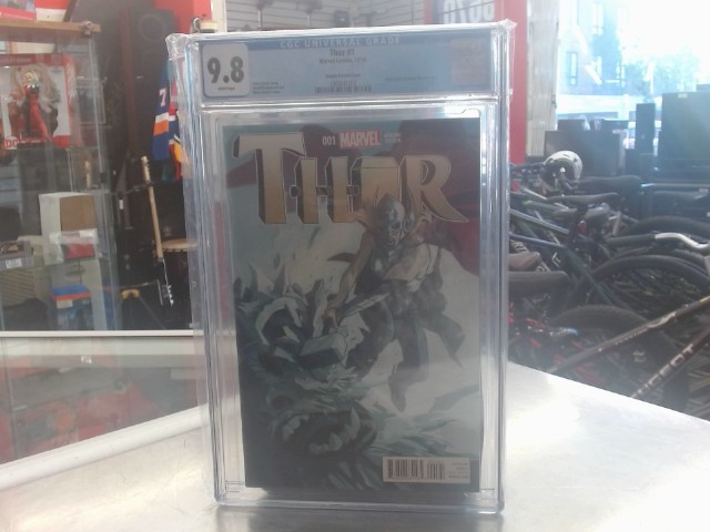 Comics thor 001 gradee 9.8 jane foster