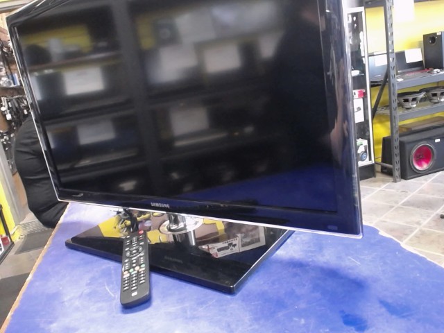 Tv+tc 2011 fumeuse