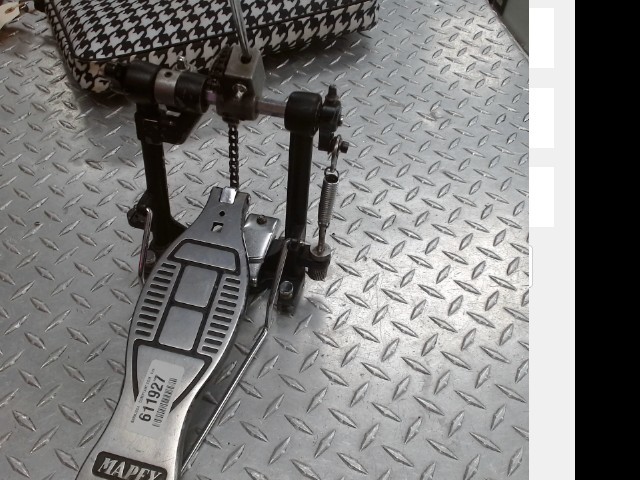 Drum pedal