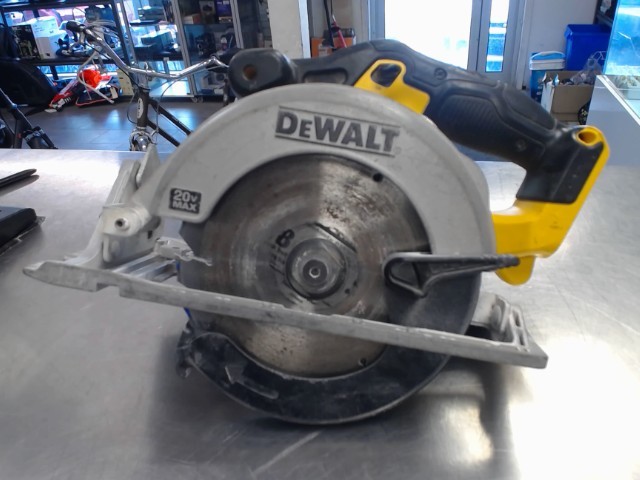 Scie circulaire dewalt