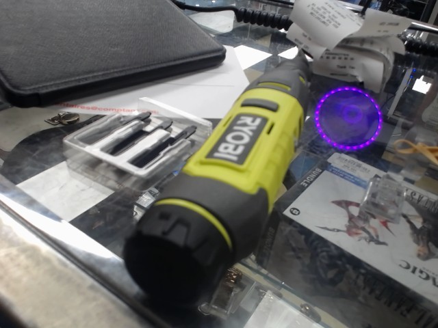 Dremell a batt usb + acc