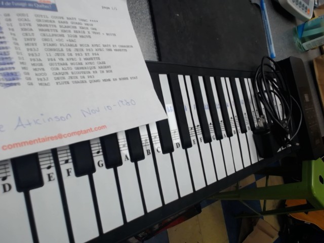 Piano pliable noir avec batt et chargeur