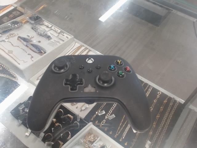 Manette xbox one noir