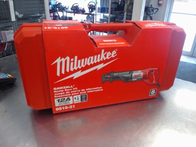 Sawzall milwaukee dcase new