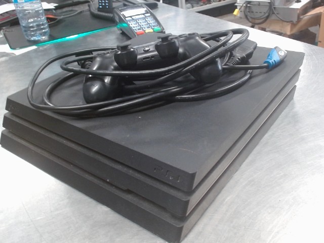 Sony ps4 pro + fils + man