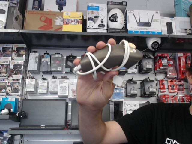 Nunchunk pour nintendo wii