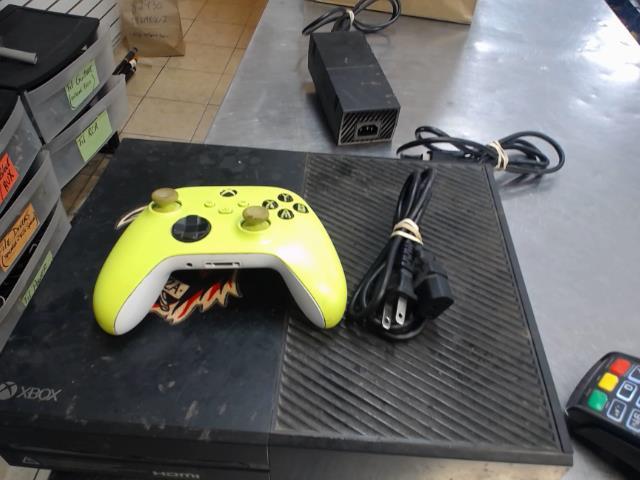 Xbox one first gen + man +fil
