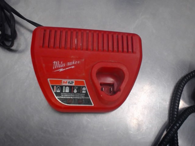 Chargeur m12 milwaukee