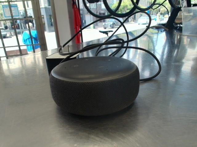 Amazon alexa echo dot bon etat