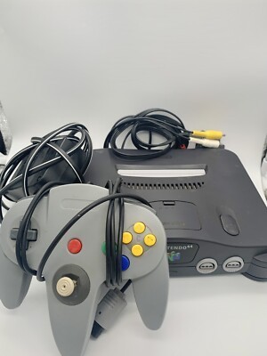 Nintendo 64 avec une manette