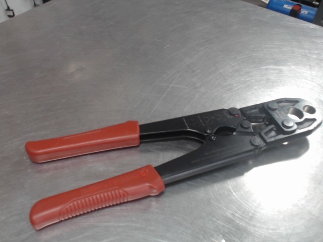 Paire de pince a pex 1/2