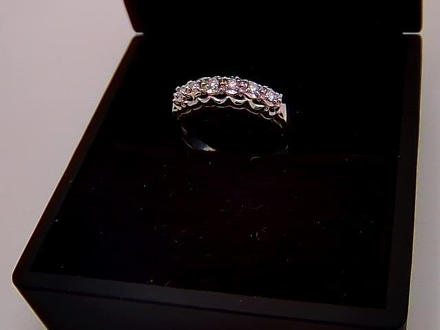 BAGUE EN OR 14KT AVEC DIAMANTS 