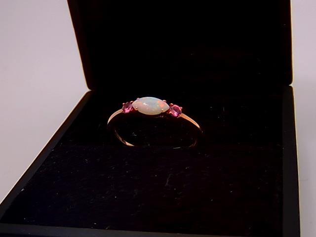 BAGUE EN  OR 10KT