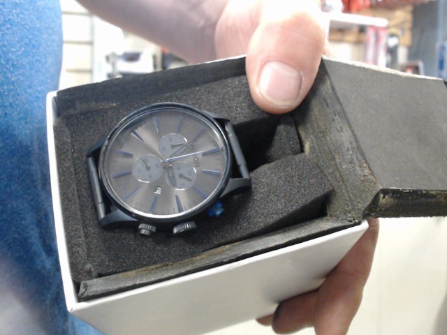 Nixon bleu chrono graph