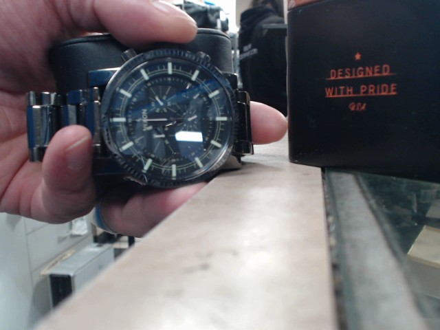 Montre chono date noir metalique