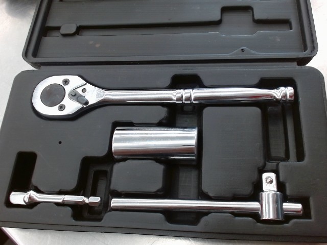 Petit kit de ratchet en boite