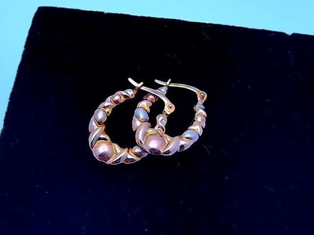 BOUCLES D OREILLES EN OR 10KT