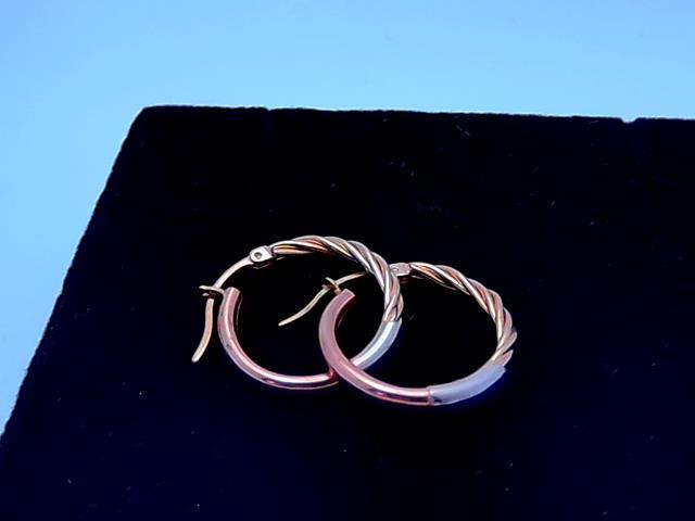 BOUCLES D OREILLES  EN OR 10KT