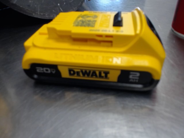 Batterie dewalt 2ah