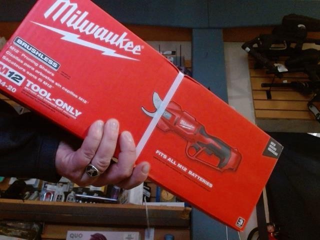 Secateur sans fils m12