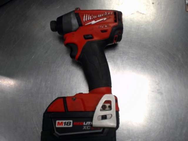 Impact driver milwaukee + batt 5ah