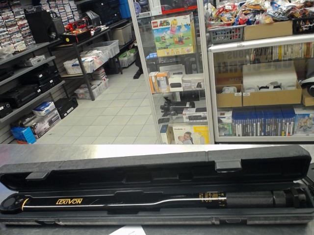 Torque wrench