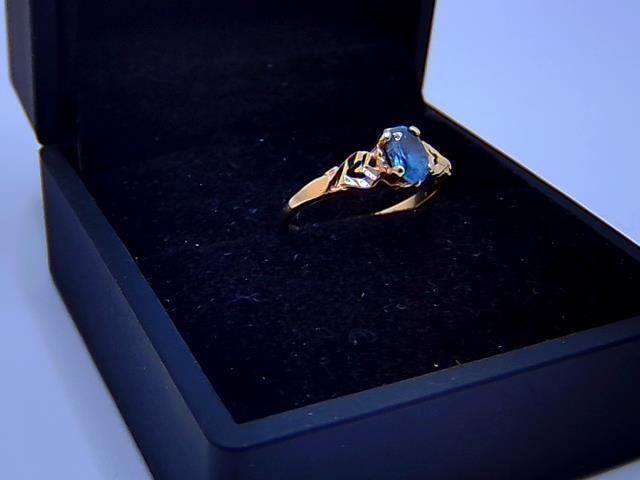 BAGUE EN OR 10KT