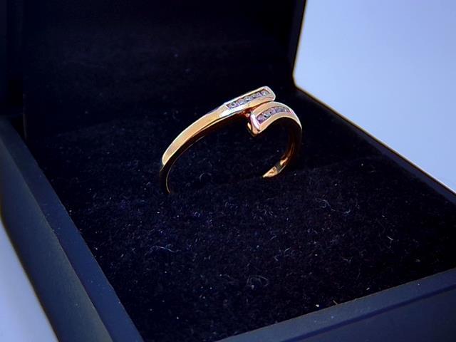 BAGUE EN OR 10KT