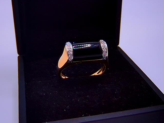 BAGUE EN OR 14KT AVEC DIAMANTS