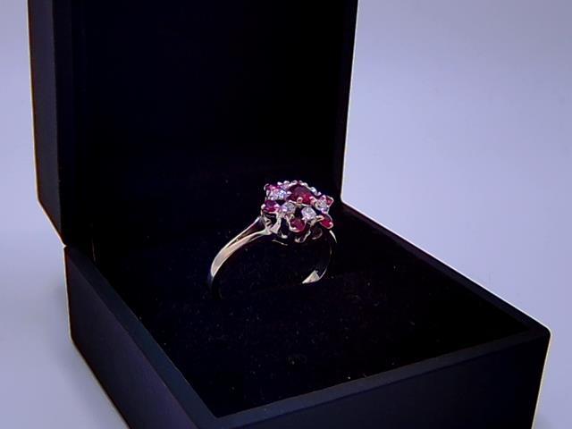 BAGUE EN OR 14KT AVEC DIAMANTS