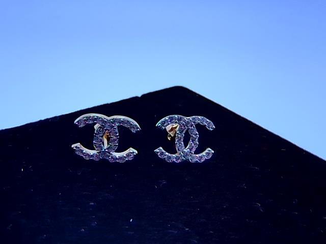 BOUCLES D OREILLES EN OR 10KT NEW