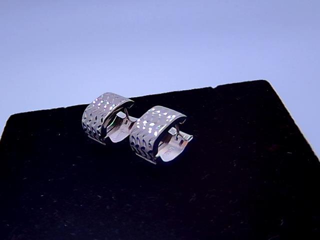 BOUCLES D OREILLES EN OR 10KT