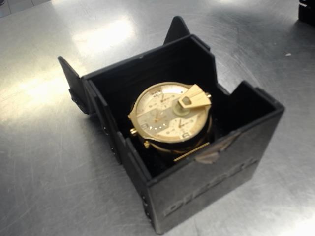 Diesel uber chief men gold watch