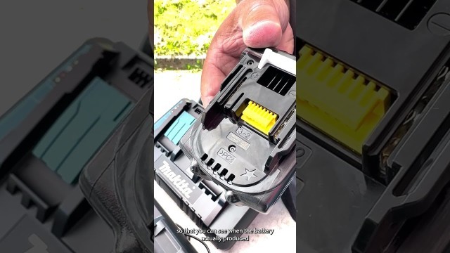 Fake battery makita 18v