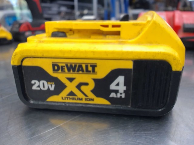 Batterie dewalt 4ah