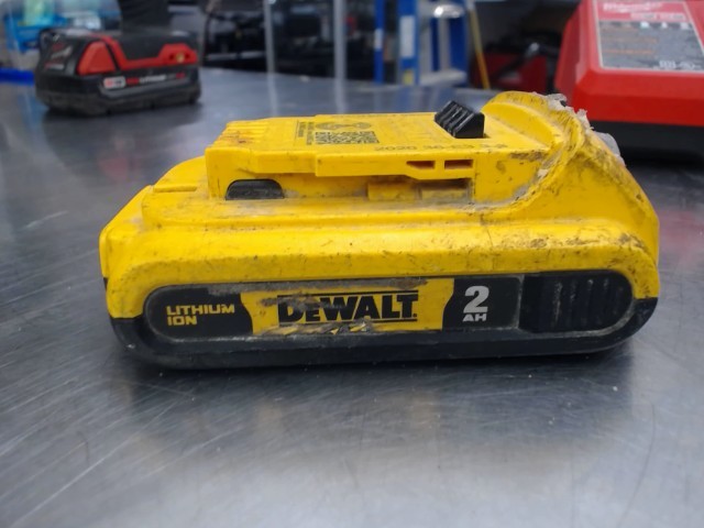 Batterie dewalt 2ah