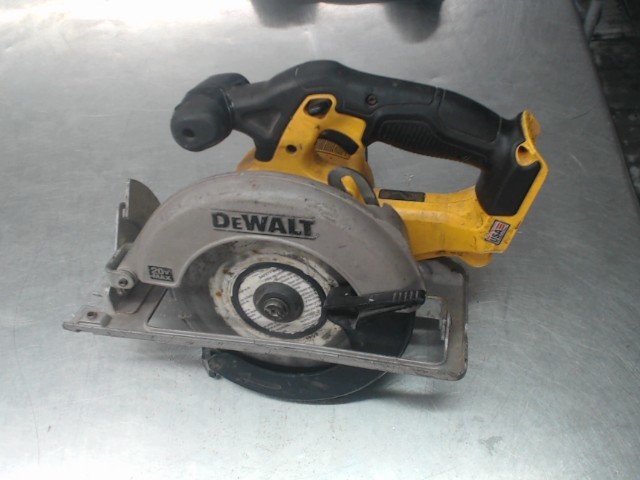 Scie ronde dewalt dcs 393