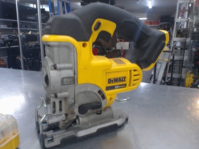 Jigsaw dewalt