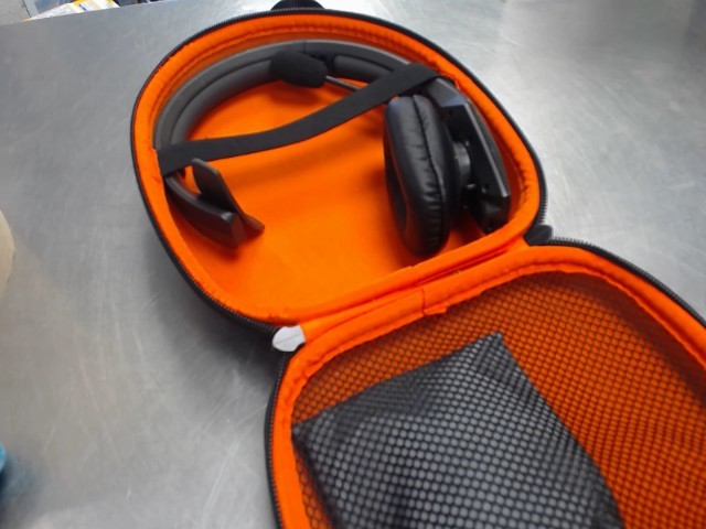 Headset dans etuit