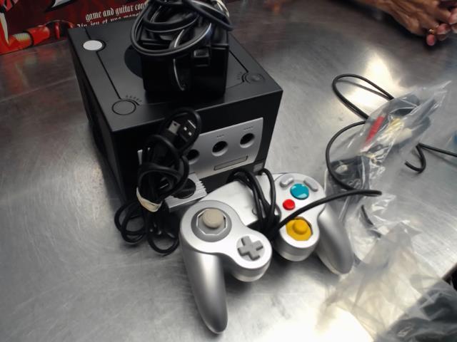 Console game cube + memory card + fils