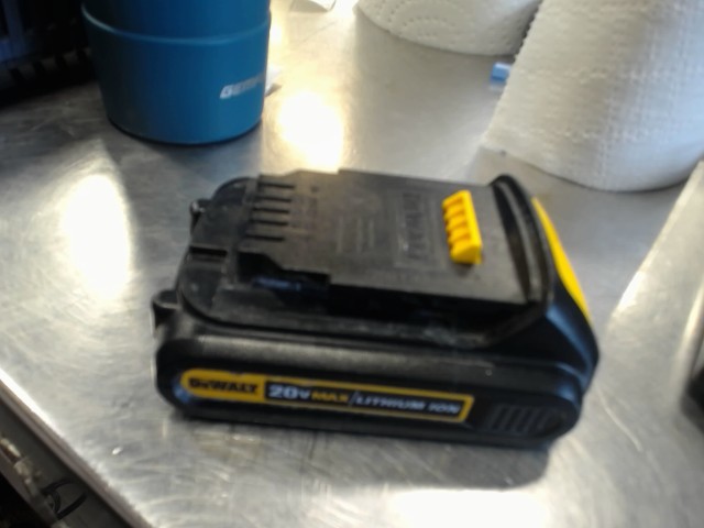 Batterie dewalt 1.3ah