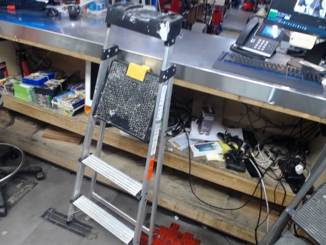 3 step ladder en aliminium