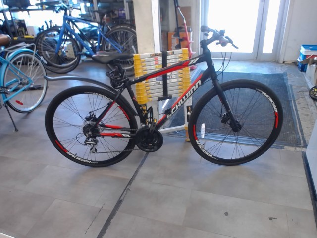 Vlo route schwinn tres bonne condition