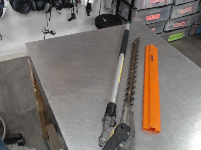 Embout taille haie pour weedeater gaz