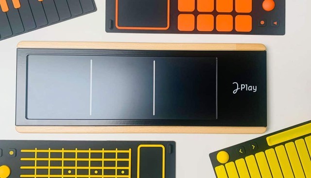 Joue 2 play board + 2 mats